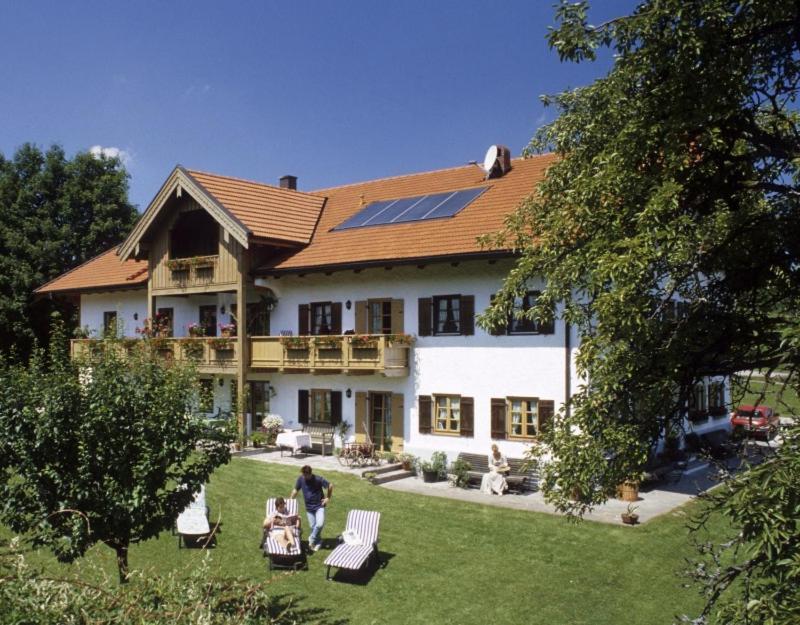 Gaestehaus Lechner Hotel Bernau am Chiemsee Exterior photo