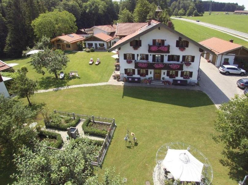 Gaestehaus Lechner Hotel Bernau am Chiemsee Exterior photo