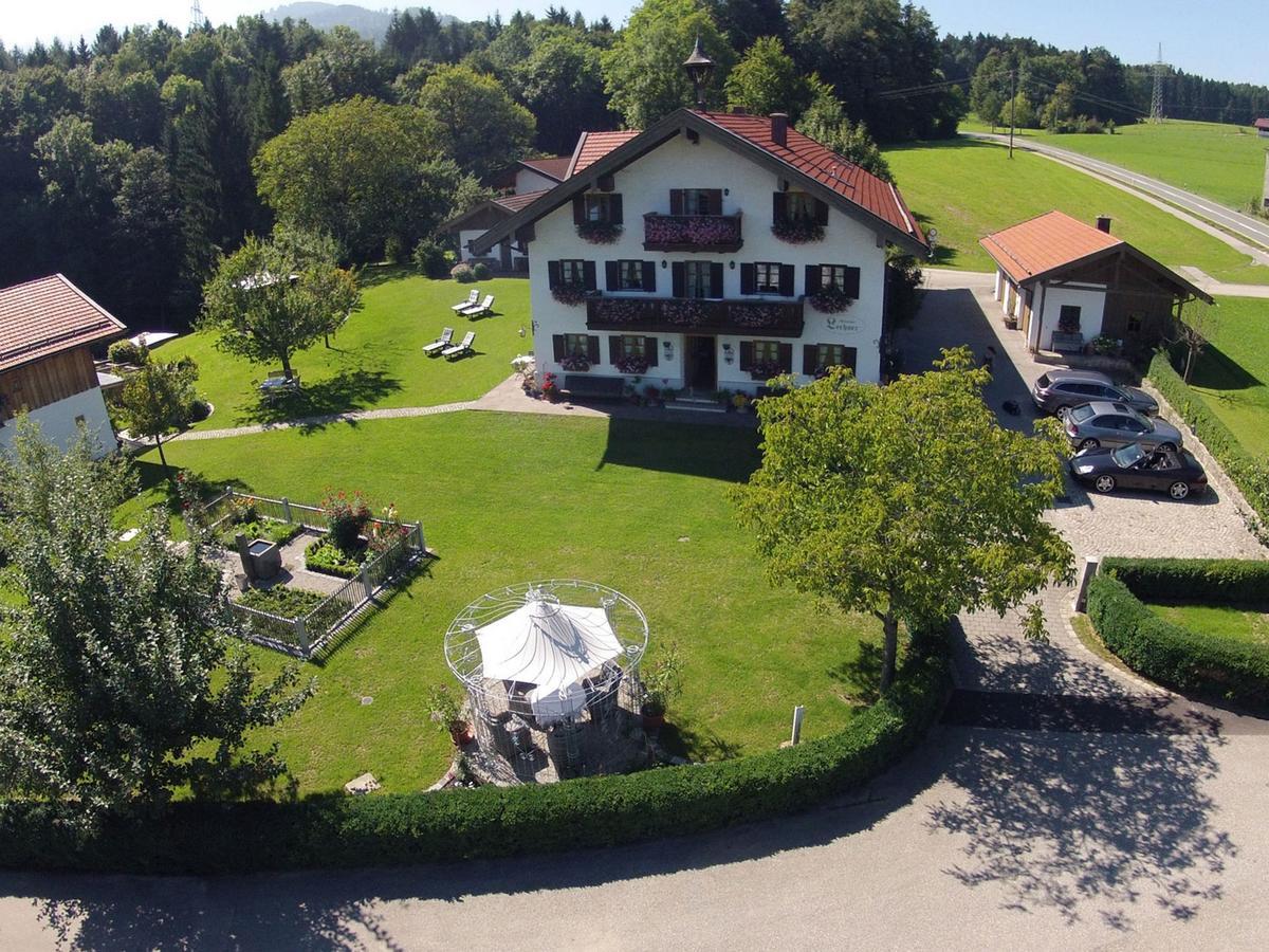 Gaestehaus Lechner Hotel Bernau am Chiemsee Exterior photo